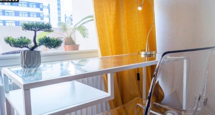 Etagenwohnung Berlin Charlottenburg-Wilmersdorf - 1 Zimmer, 52 m&sup2;, 1.340&euro; | Angebot:26455326