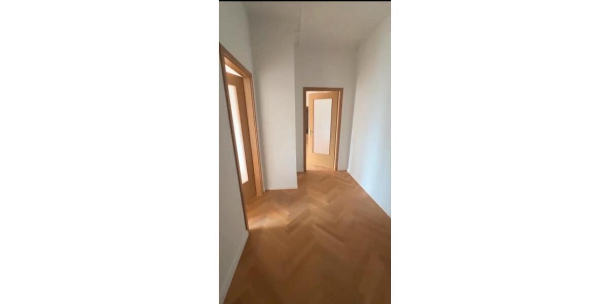 Etagenwohnung Ahrensfelde - 4 Zimmer, 105 m&sup2;, 1.400&euro; | Angebot:24568749