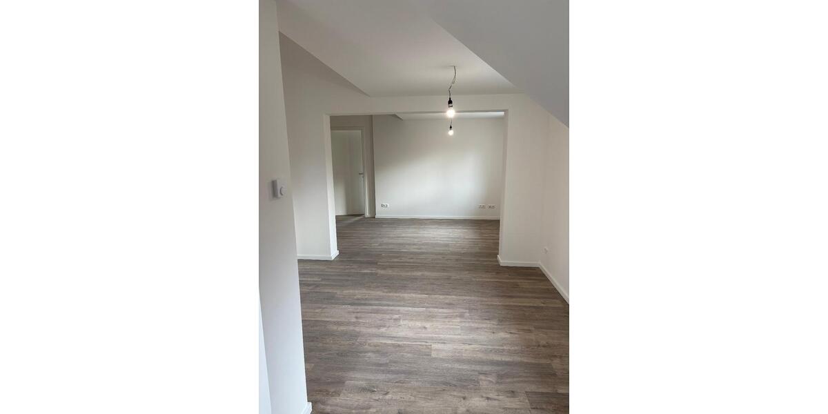 Dachgeschoßwohnung Berlin Reinickendorf - 2 Zimmer, 70 m&sup2;, 1.245&euro; | Angebot:26618728