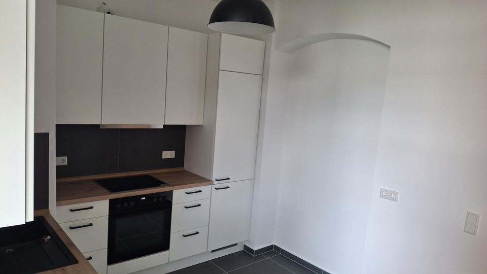 Etagenwohnung Berlin Charlottenburg-Wilmersdorf - 3 Zimmer, 90 m&sup2;, 2.100&euro; | Angebot:26223892