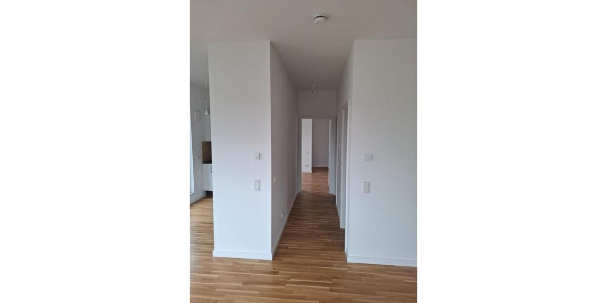 Etagenwohnung Berlin Treptow-Köpenick - 2 Zimmer, 82 m&sup2;, 1.480&euro; | Angebot:27717957