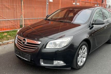 Opel Insignia 176.000 km 3.999 &euro; Berlin 12057