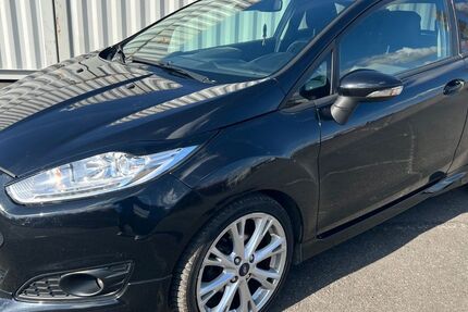 Ford Fiesta 143.000 km 3.499 &euro; Berlin 12057
