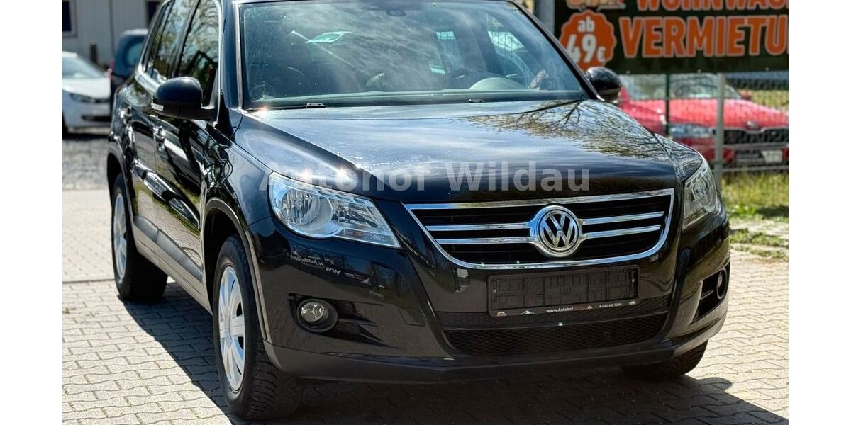 VW Tiguan 147.581 km 3.990 &euro; Wildau 15745