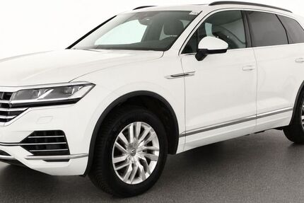 VW Touareg 99.869 km 29.480 &euro; Schönefeld 12529