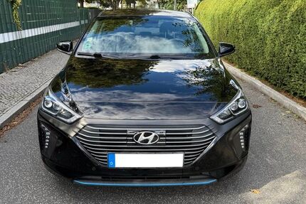 Hyundai IONIQ 93.000 km 12.500 &euro; Berlin 12487
