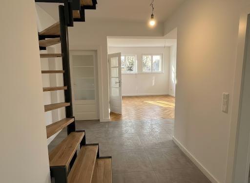 Maisonettenwohnung Kleinmachnow - 5.5 Zimmer, 150 m&sup2;, 2.475&euro; | Angebot:24981241