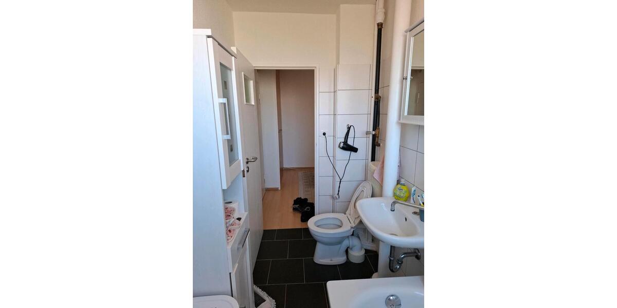 Etagenwohnung Berlin Spandau - 2 Zimmer, 65 m&sup2;, 1.220&euro; | Angebot:25942205