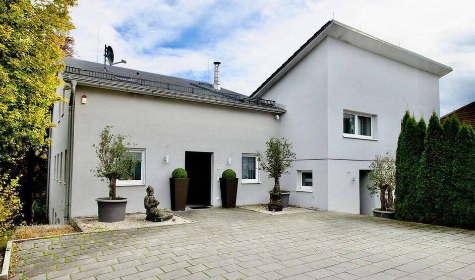 Mehrgenerationenhaus: HIGH END UND BESTE ENERGIE-EFFIZIENZ!