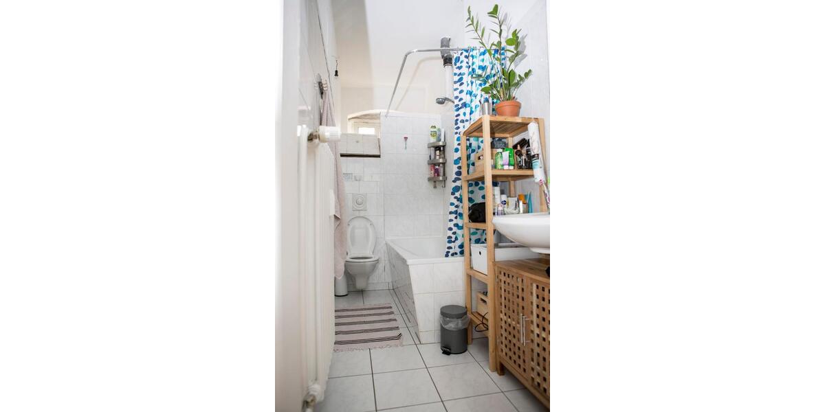 Etagenwohnung Berlin Neukölln - 2 Zimmer, 70 m&sup2;, 950&euro; | Angebot:24658491