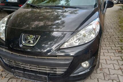 Peugeot 207 85.000 km 2.690 &euro; Berlin-Mariendorf 12109