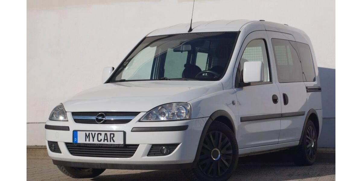 Opel Combo 176.699 km 2.999 &euro; Berlin 13051