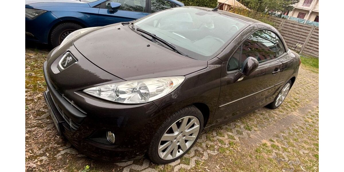 Peugeot 207 79.000 km 6.400 &euro; Potsdam 14480