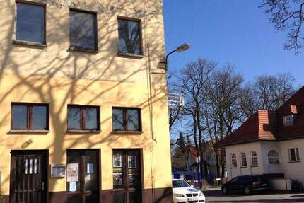 Haus Brieselang - 1 Zimmer, 28 m&sup2;, 420&euro; | Angebot:25700573