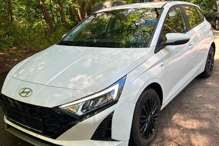 Hyundai i20 39.120 km 14.750 &euro; Berlin 12526