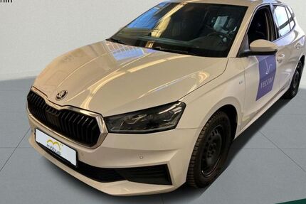 Skoda Fabia 63.437 km 17.389 &euro; Berlin 13088