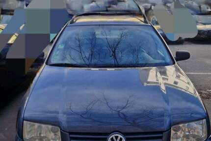VW Bora 311.000 km 1.900 &euro; Berlin 13357
