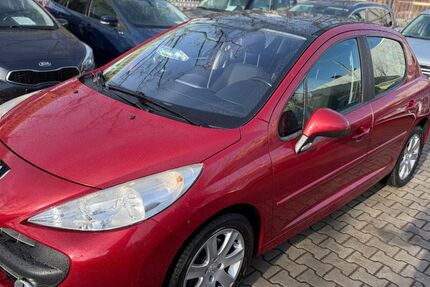 Peugeot 207 40.000 km 5.650 &euro; Berlin Wittenau -Reinickendorf 13407
