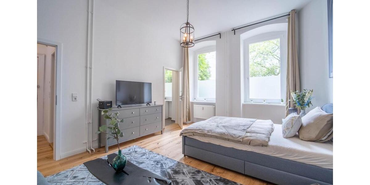 Erdgeschoßwohnung Berlin Charlottenburg-Wilmersdorf - 1 Zimmer, 40 m&sup2;, 1.300&euro; | Angebot:25993619