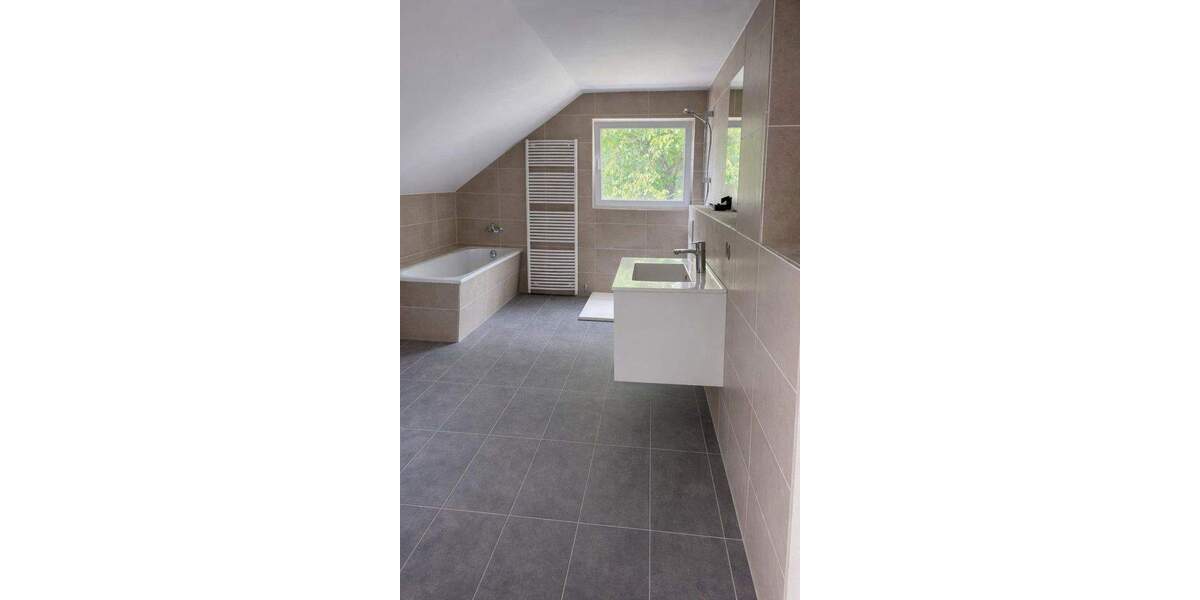 Mehrfamilienhaus, Wohnhaus Berlin Schmöckwitz - 8 Zimmer, 184 m&sup2;, 2.990&euro; | Angebot:24698532