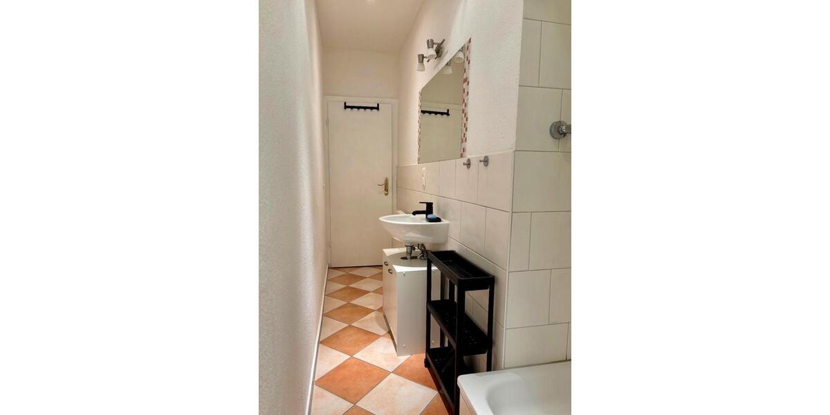 Erdgeschoßwohnung Berlin Treptow-Köpenick - 1 Zimmer, 42 m&sup2;, 1.100&euro; | Angebot:26577406