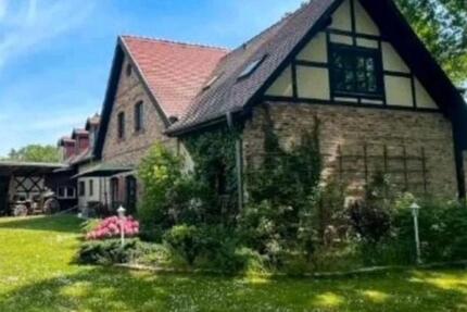 Charmante Dachgeschosswohnung mit 3 Zimmern im malerischen Gröben 3 zimmer