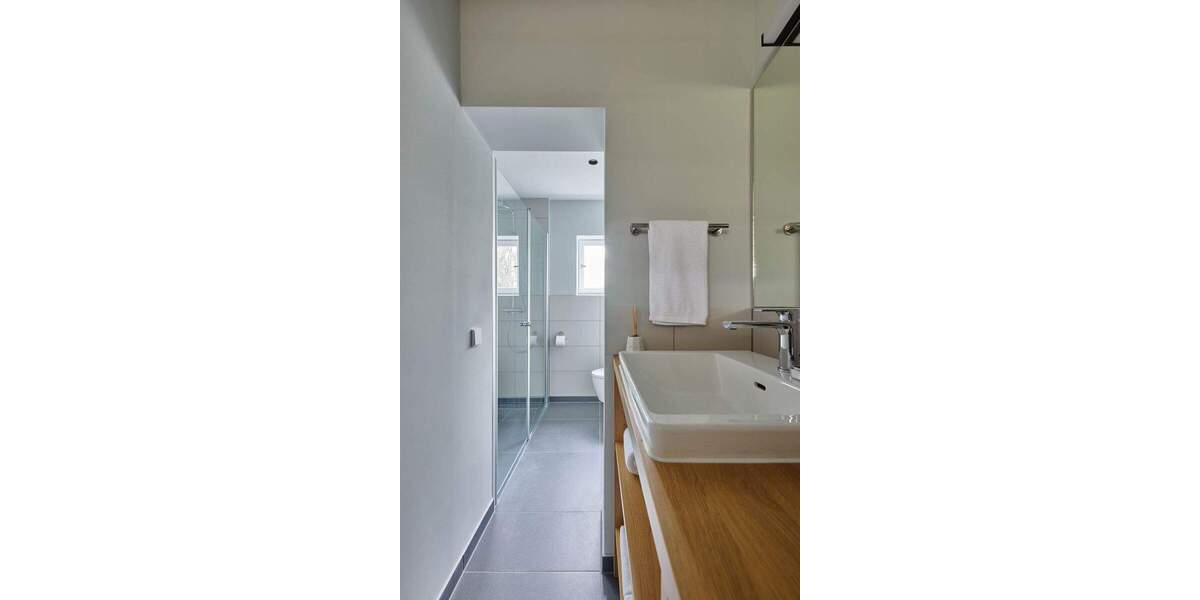 Perfekt gelegen: 2-Zimmer-Apartment im Hansaviertel - komplett saniert und möbliert. 2 zimmer