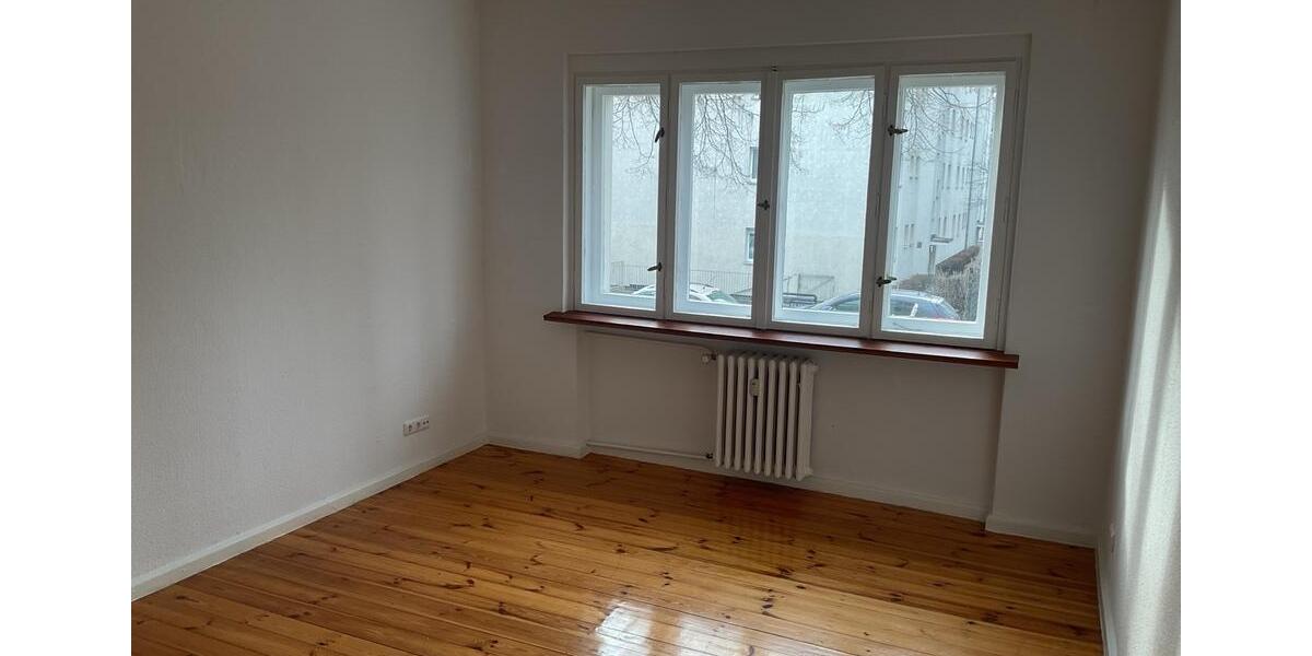 Etagenwohnung Kleinmachnow - 3.5 Zimmer, 83 m&sup2;, 1.600&euro; | Angebot:25591387