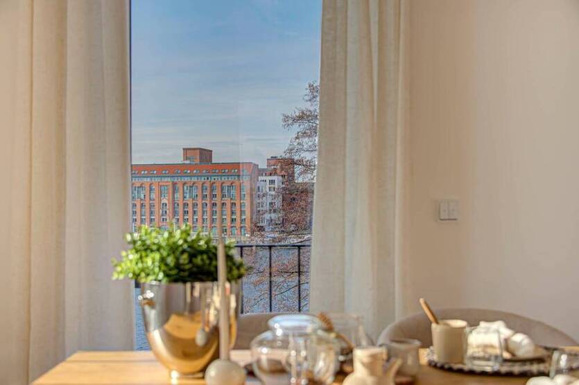 Traumhafte 3-Zimmer-Wohnung an der Havel mit Loggia & Wasserblick - Showroom SaSo geöffnet