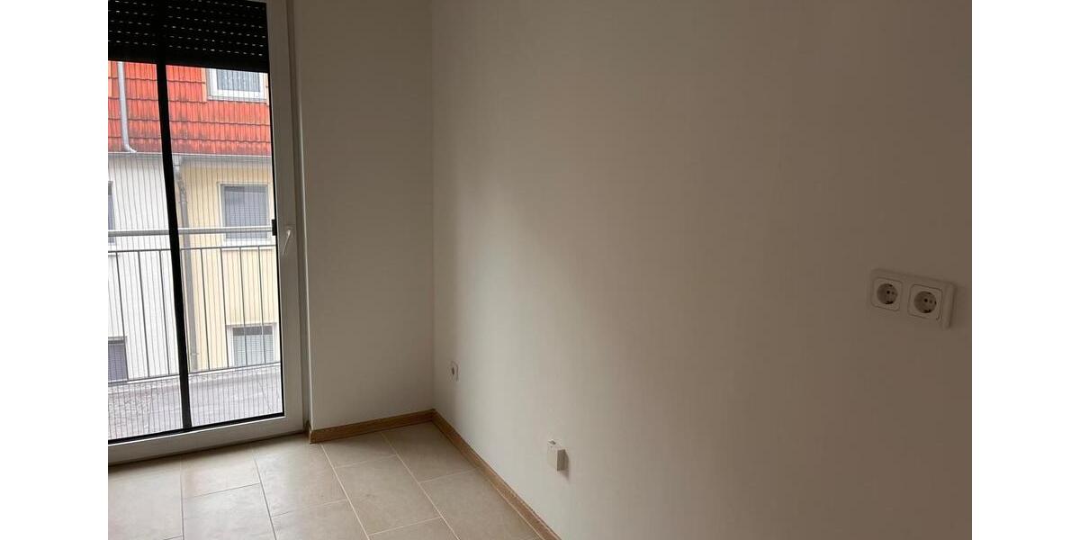 Etagenwohnung Hohen Neuendorf - 3 Zimmer, 91 m&sup2;, 1.638&euro; | Angebot:25131048