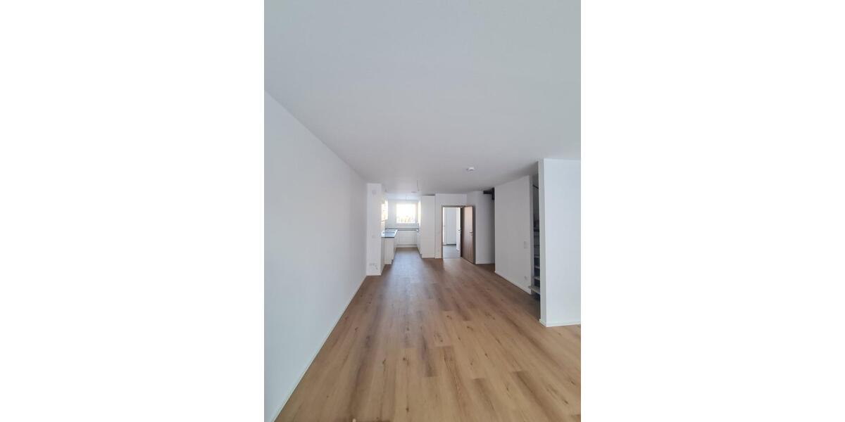 Reihenhaus Oranienburg - 5 Zimmer, 145 m&sup2;, 1.995&euro; | Angebot:24512316