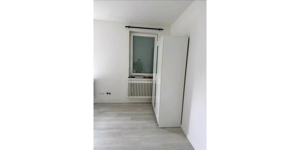 Erdgeschoßwohnung Berlin Neukölln - 1 Zimmer, 18 m&sup2;, 500&euro; | Angebot:26692480