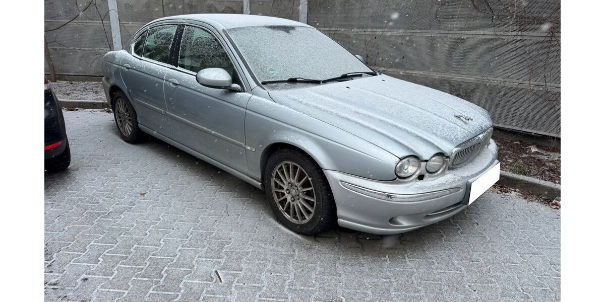 Jaguar X-Type 185.000 km 850 &euro; Berlin 12045