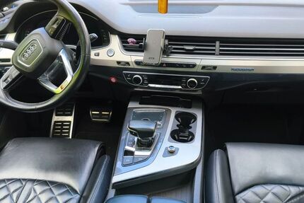 Audi Q7 220.000 km 36.490 &euro; Berlin 13351