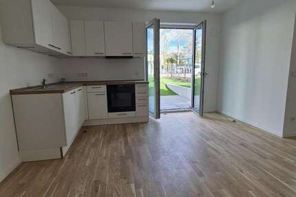 Wohnung Berlin Lichterfelde - 1 Zimmer, 43 m&sup2;, 1.300&euro; | Angebot:27080761