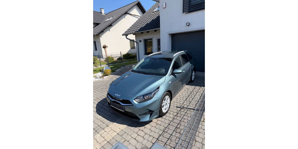 Kia ceed / Ceed 32.300 km 17.500 &euro; Stahnsdorf 14532