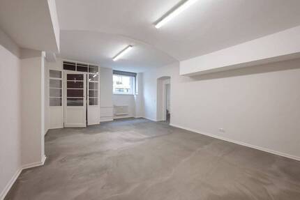 Moderne 65 m² Souterrain-Gewerbefläche - ideal für Büro oder Praxis