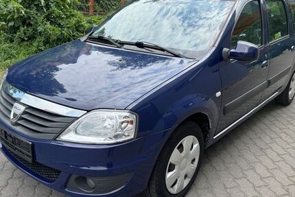 Dacia Logan 115.000 km 3.799 &euro; Berlin 13055