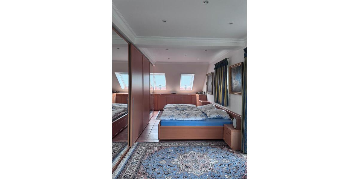 Reihenhaus Berlin Charlottenburg-Wilmersdorf - 3 Zimmer, 152 m&sup2;, 2.100&euro; | Angebot:25267240