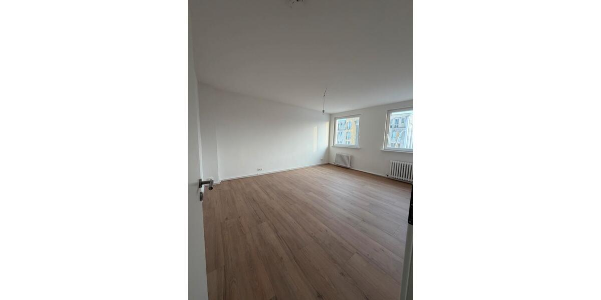 Etagenwohnung Berlin Reinickendorf - 3 Zimmer, 70 m&sup2;, 1.300&euro; | Angebot:25719307