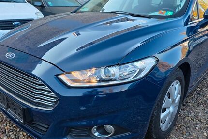 Ford Mondeo 204.000 km 6.450 &euro; Berlin 10245