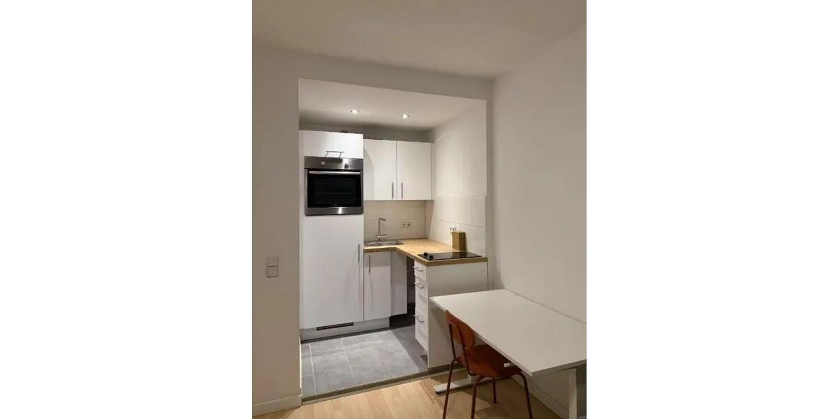 Etagenwohnung Berlin Lichtenberg - 1 Zimmer, 25 m&sup2;, 900&euro; | Angebot:26193295