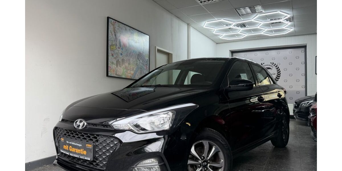 Hyundai i20 55.000 km 12.990 &euro; Berlin 10829