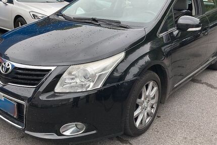 Toyota Avensis 195.684 km 3.990 &euro; Berlin 13127