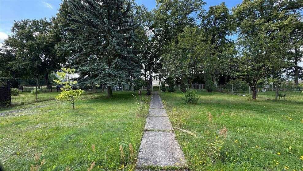 Grundstück zu verkaufen in Werneuchen 179.900 € 911 m²