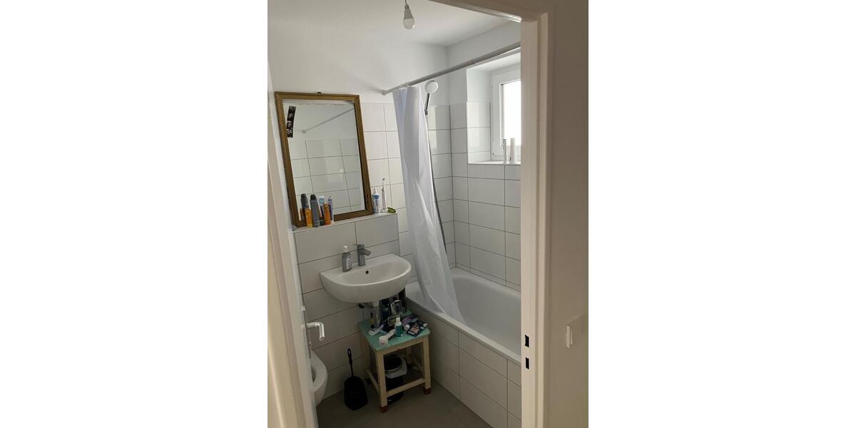 Etagenwohnung Berlin Tempelhof-Schöneberg - 1 Zimmer, 40 m&sup2;, 821&euro; | Angebot:27552175