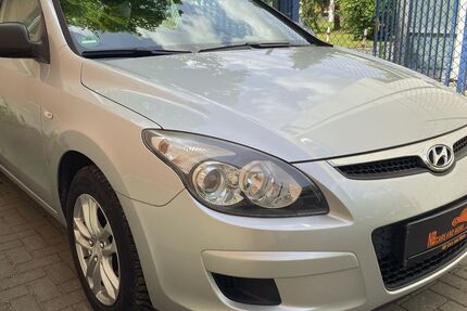 Hyundai i30 58.135 km 5.490 &euro; Berlin 12107