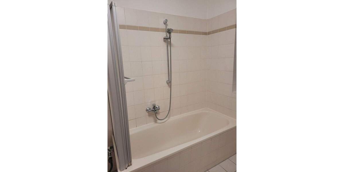 Etagenwohnung Berlin Kaulsdorf - 2 Zimmer, 66 m&sup2;, 1.199&euro; | Angebot:25524565