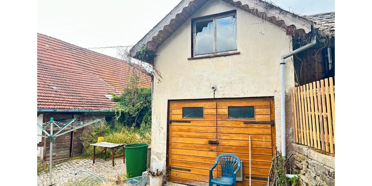 Reihenhaus - 5 Zimmer, 175 m&sup2;, 180.000&euro; | Angebot:27271622