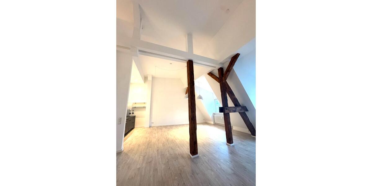 Dachgeschoßwohnung Berlin Mitte - 3 Zimmer, 92 m&sup2;, 640.000&euro; | Angebot:24612170